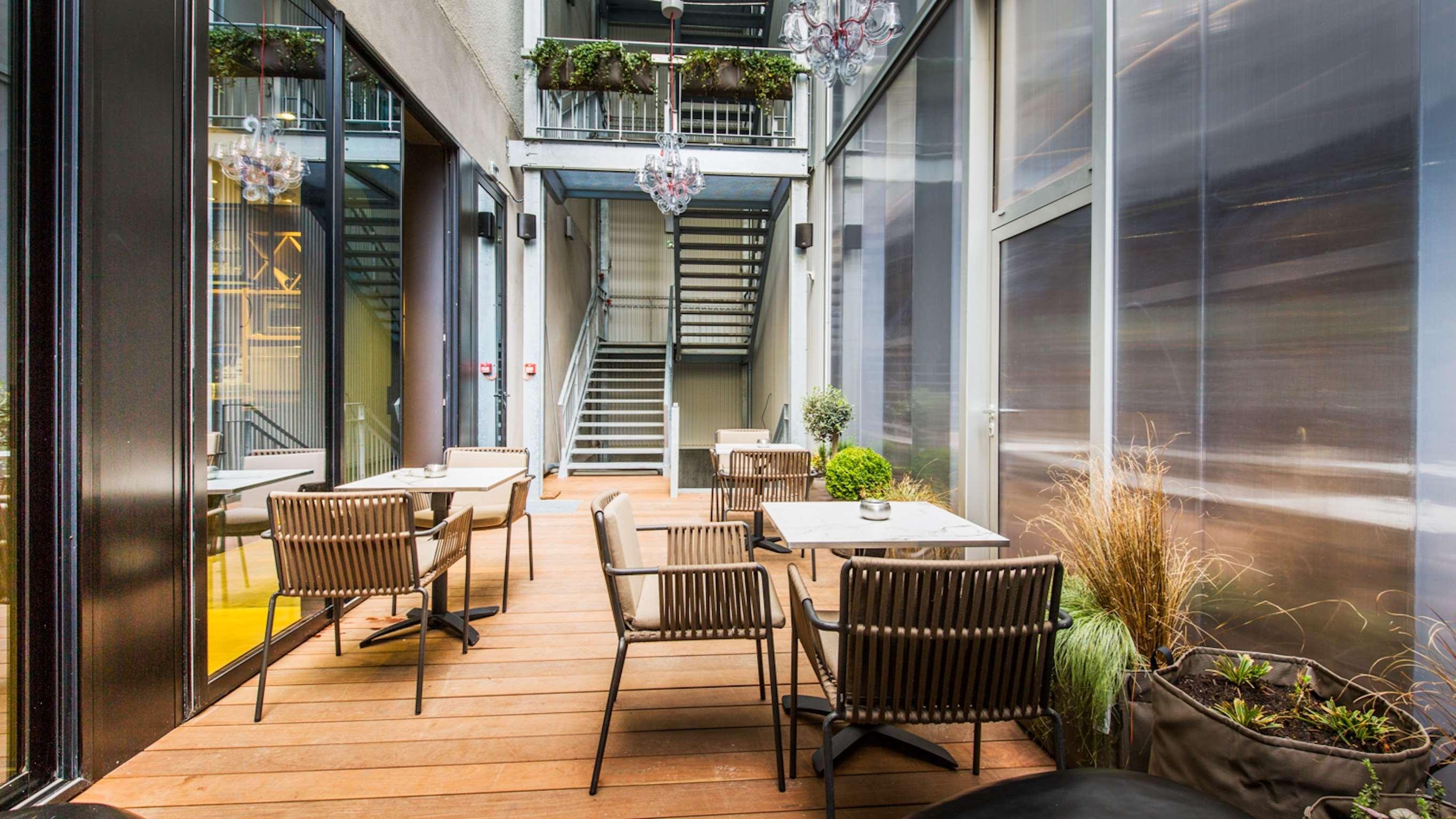 Campanile Rennes Centre - Gare Hotel Exterior photo