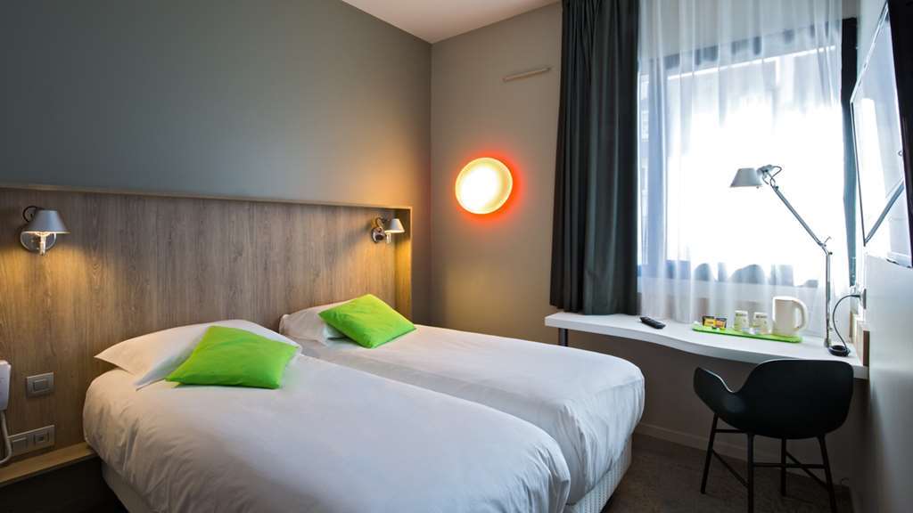 Campanile Rennes Centre - Gare Hotel Room photo